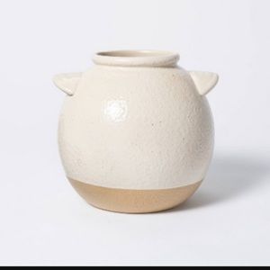 Threshold by Studio McGee two-tone handle crock vase.
